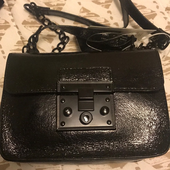 Satchel - Picture 2 of 5